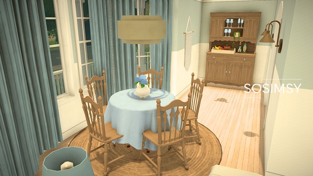Traditional Beach House image 5