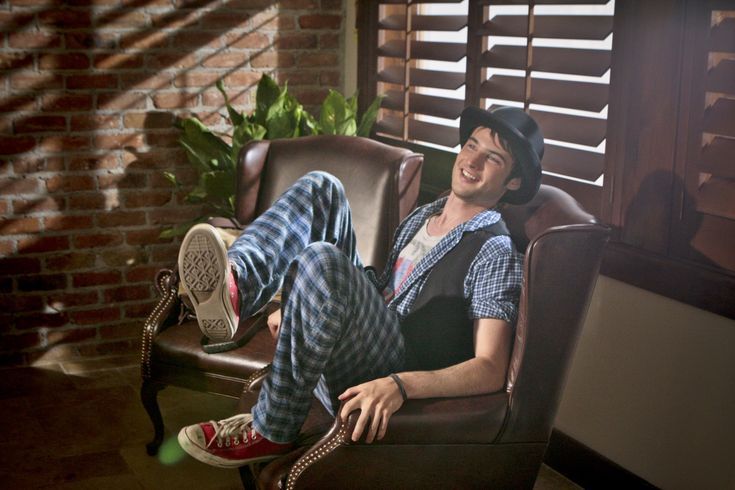 Will "Willie" Donner from Waiting for Forever original image 8
