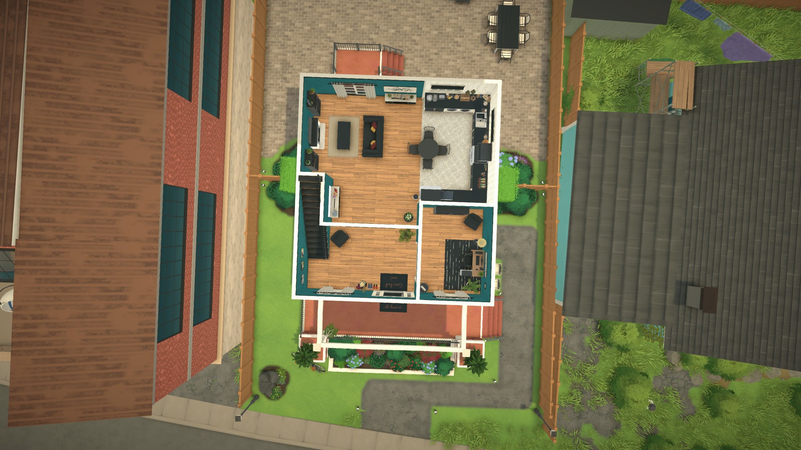 Small Family House image 11