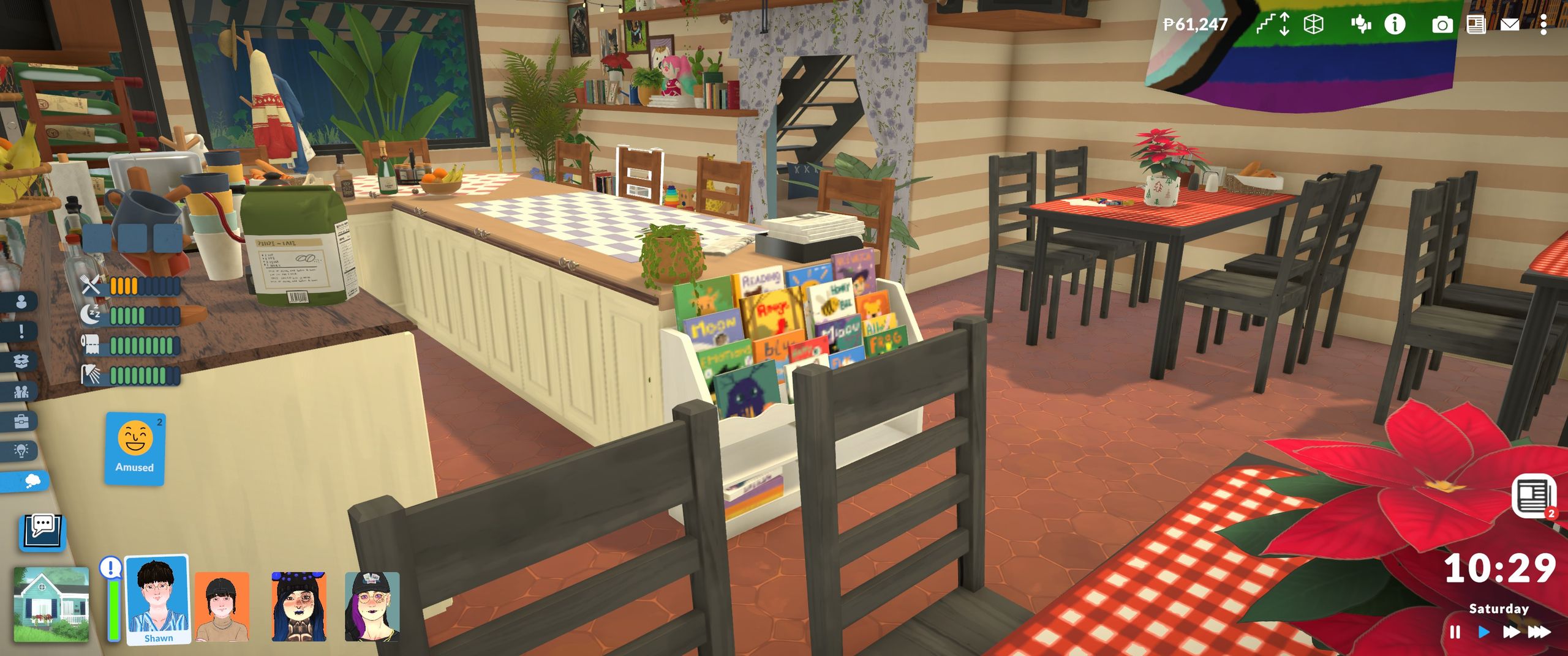 multi story home with cafe image 2
