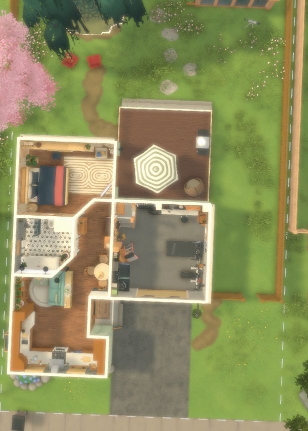 Small Cozy Pond Home image 2