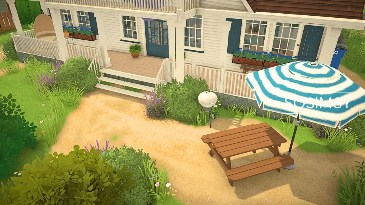 Traditional Beach House image 2