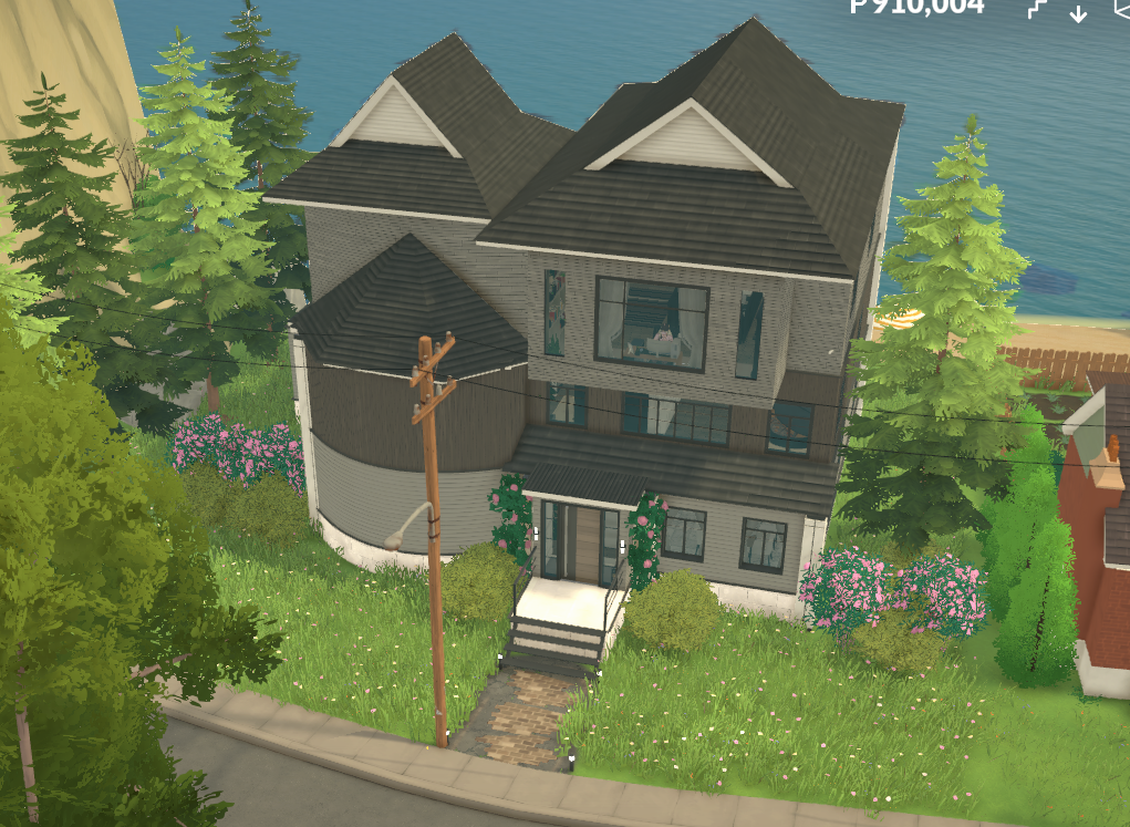 Modern Family Home image 1