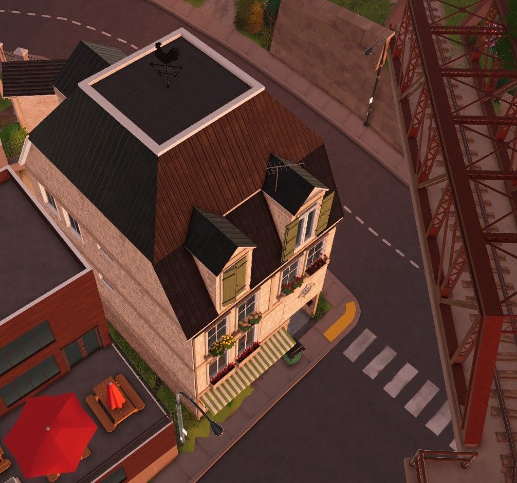 Small building with apartments image 4