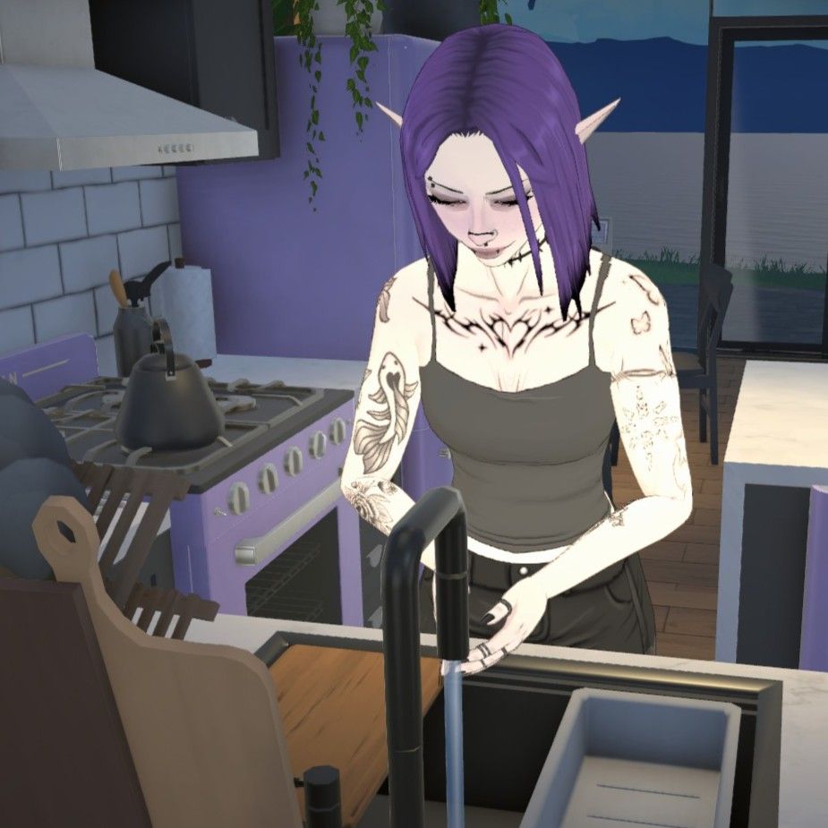 alt girly Amy image 2