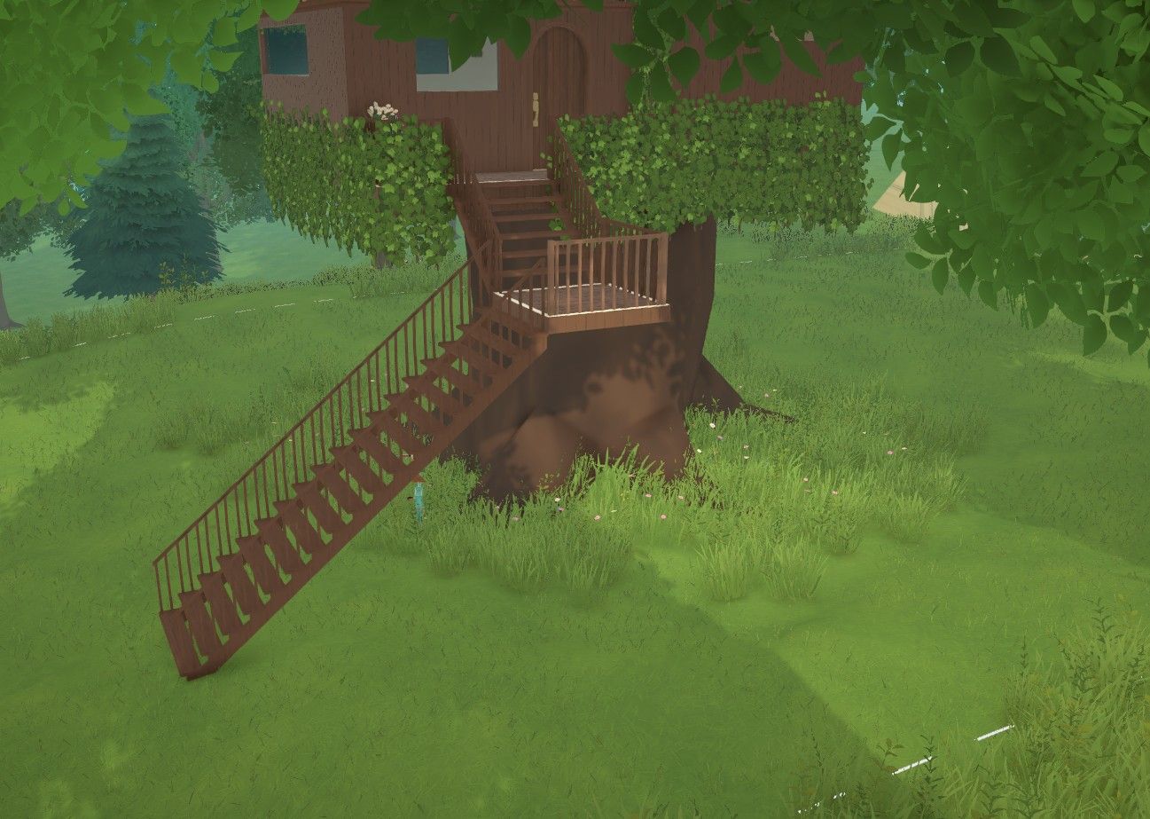 House in a Tree image 4