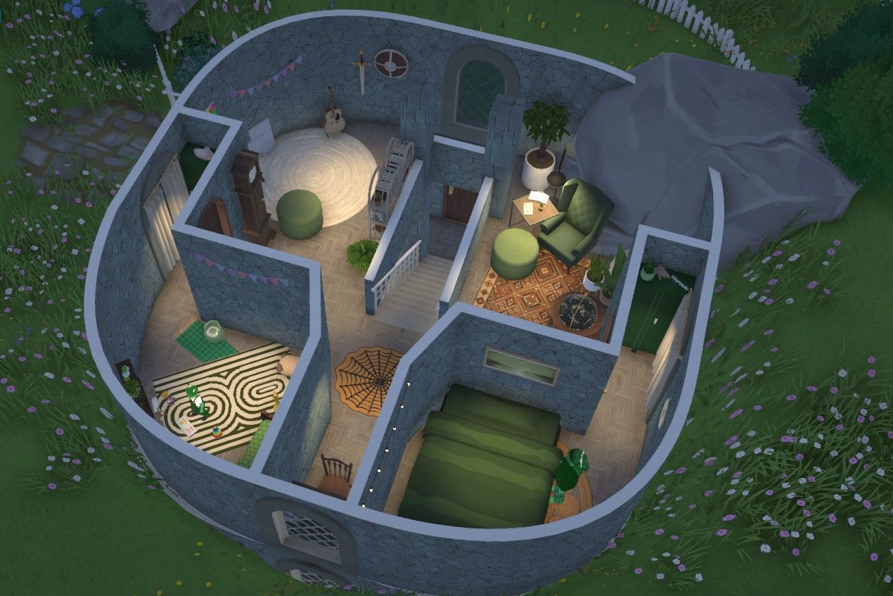 Troll's Hovel image 4