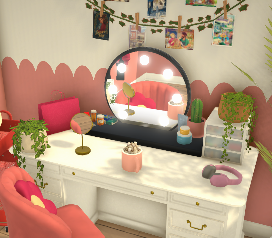 Vanity Mirror image 2
