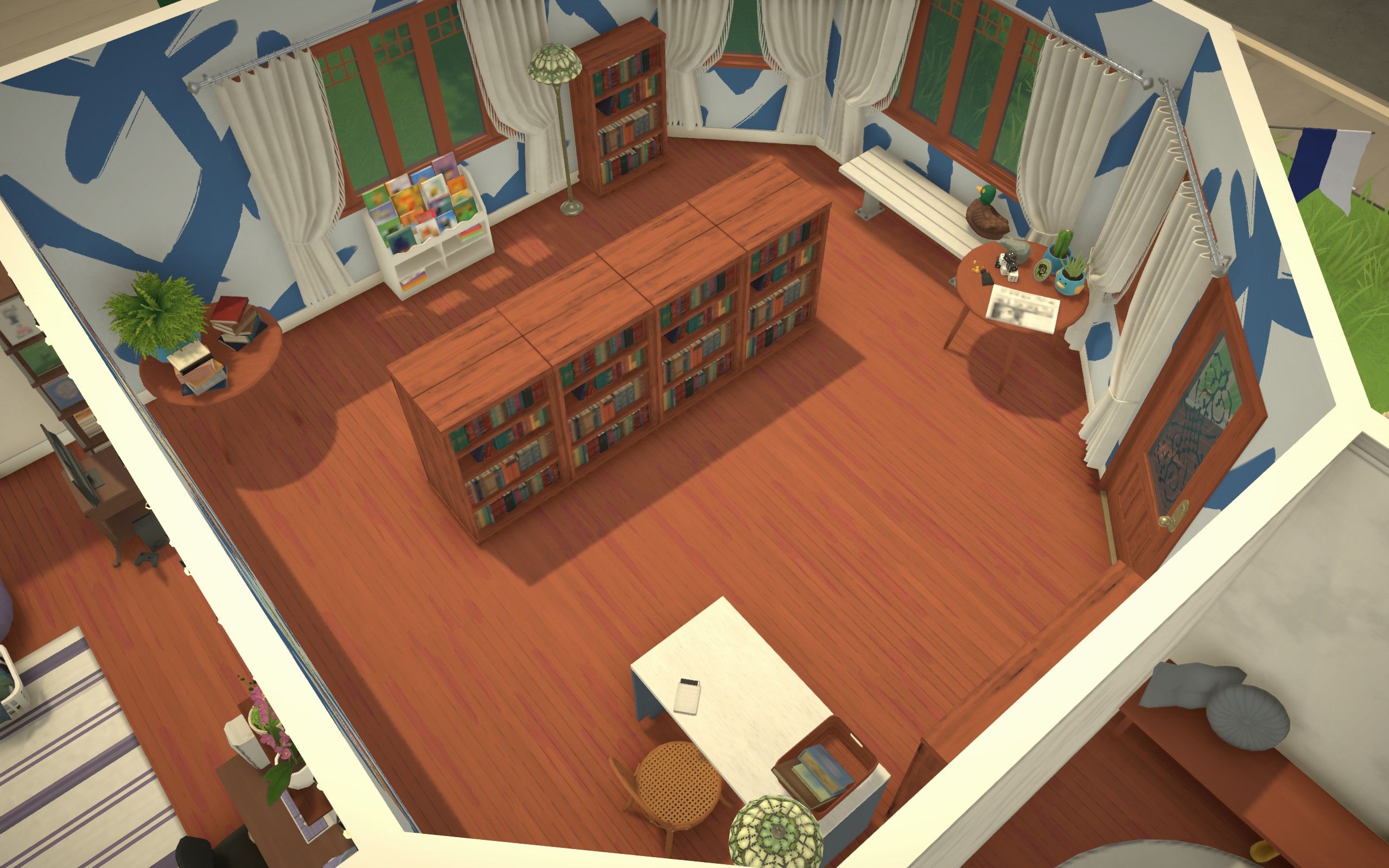 Small Home With Bookstore image 4