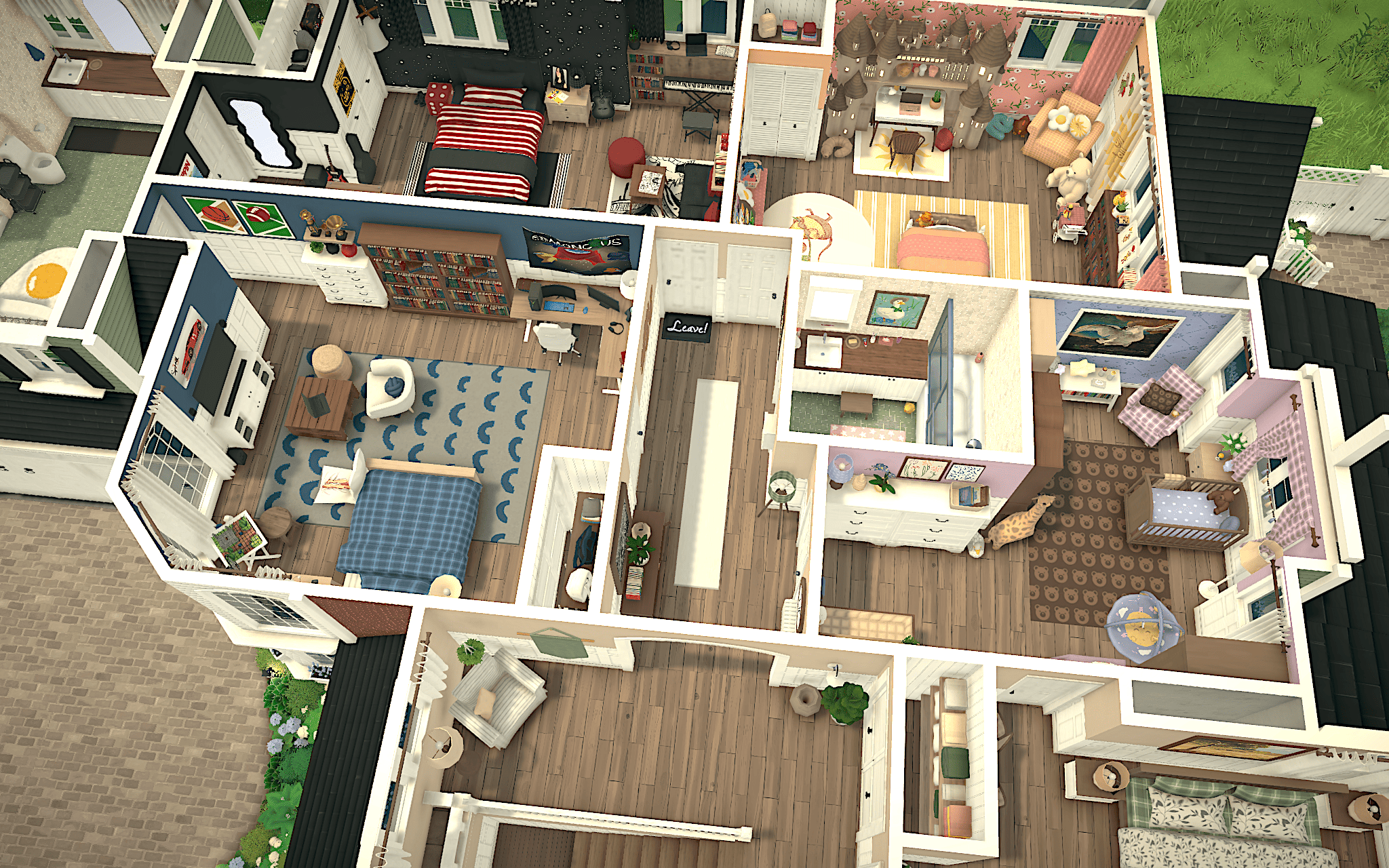 Upscale Family House (No CC) image 14