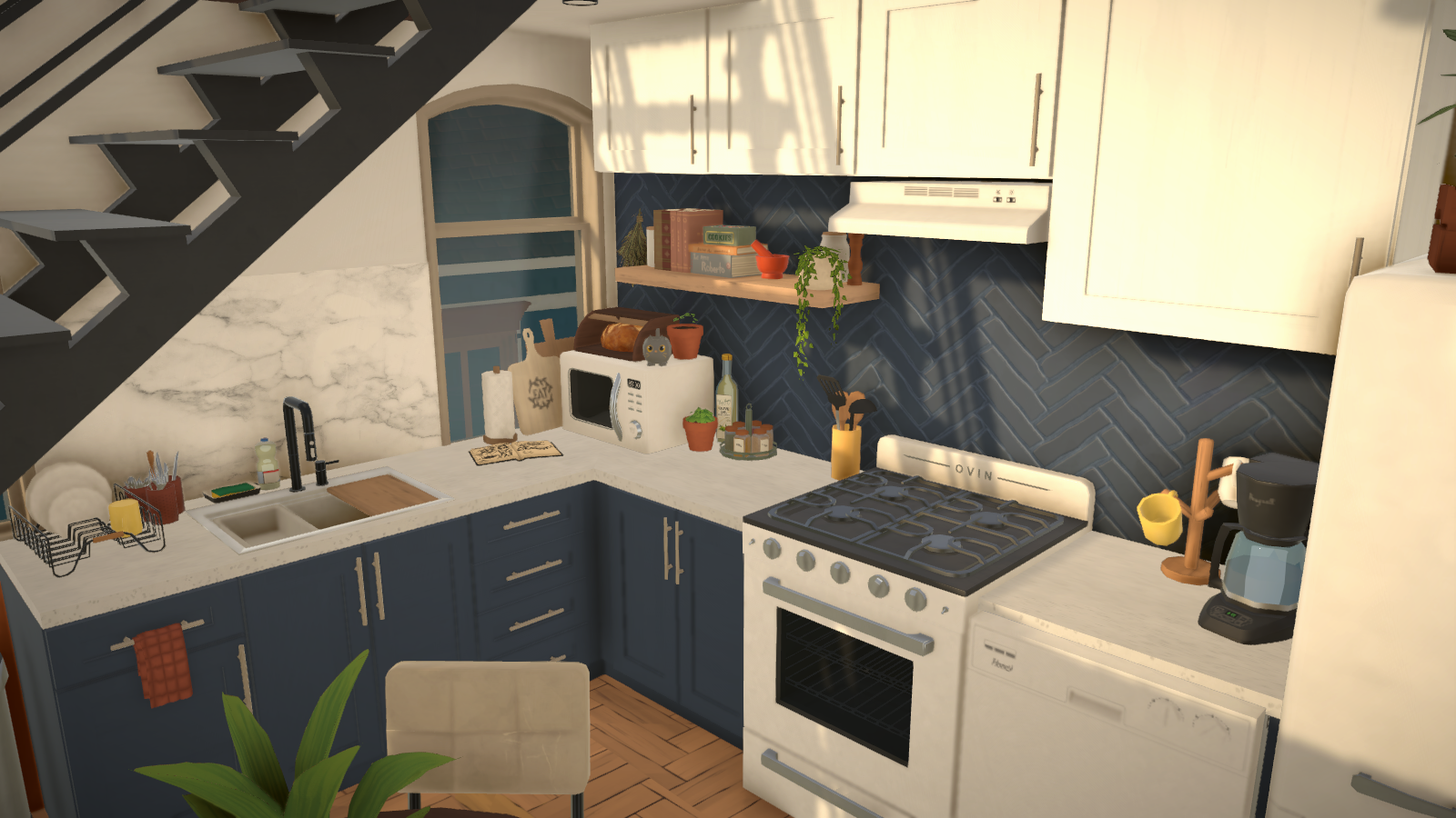 Colorful apartment image 3