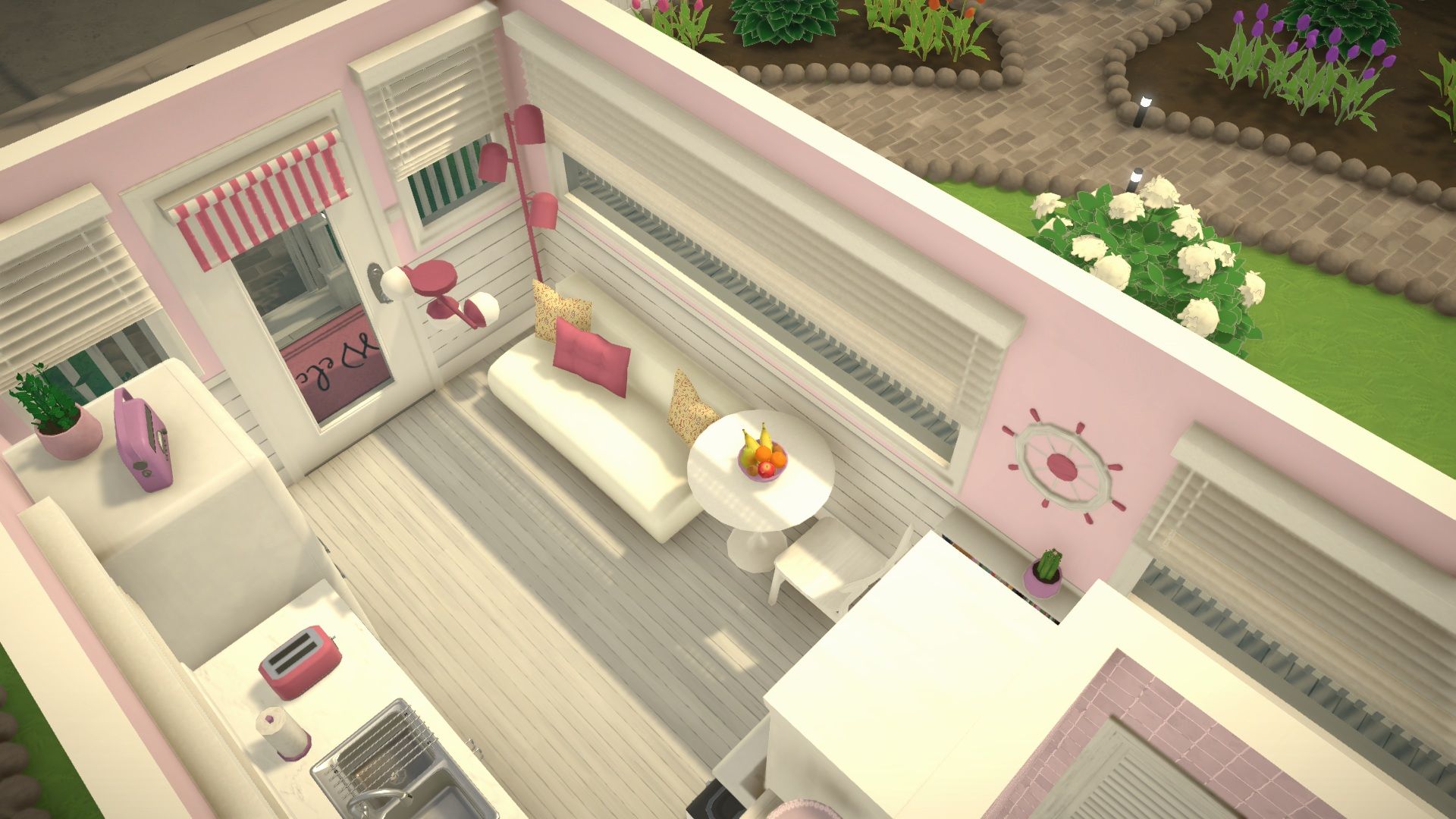 Tiny Beach Living image 5