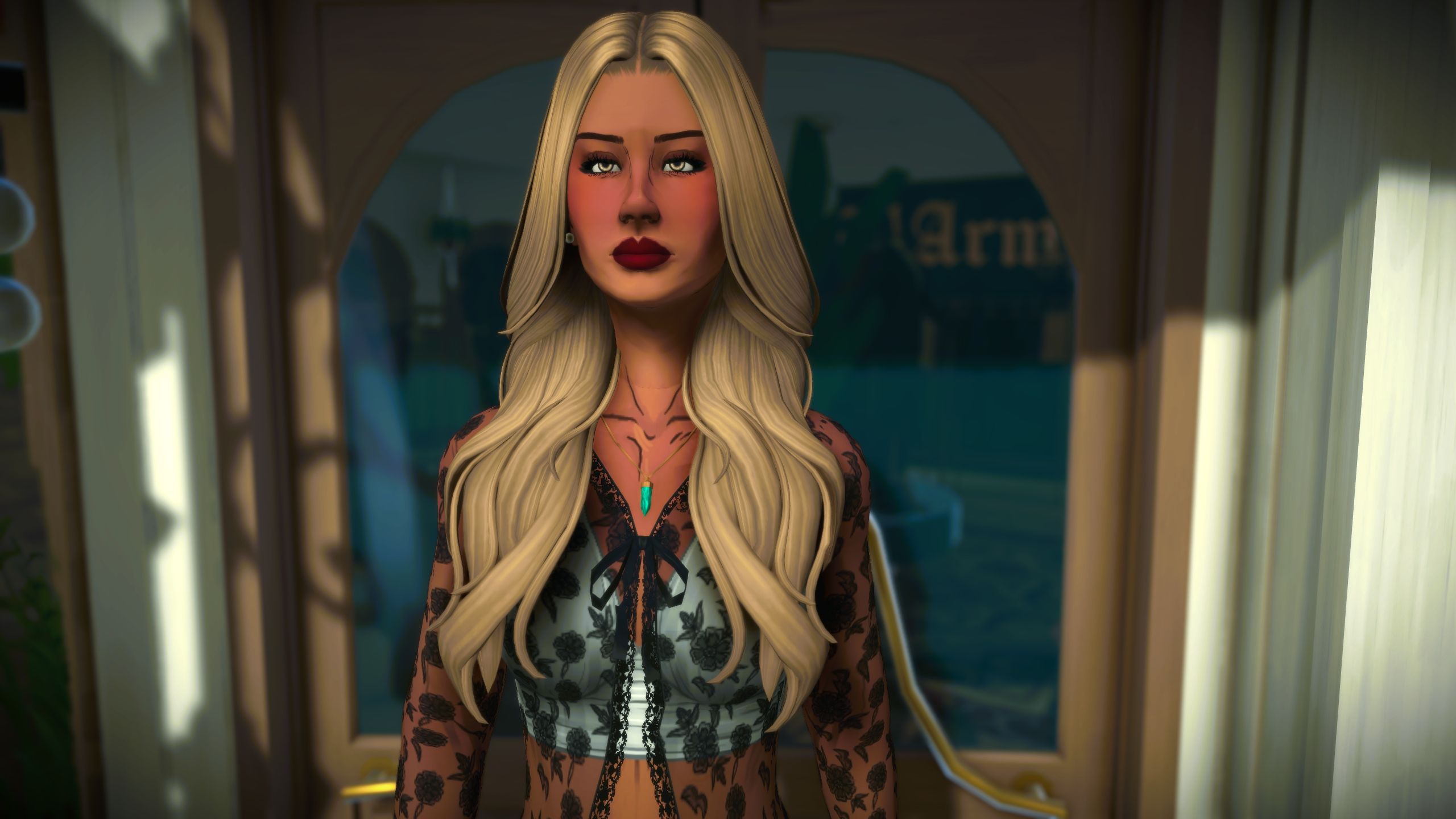 Aerlondra Lewis Household image 2