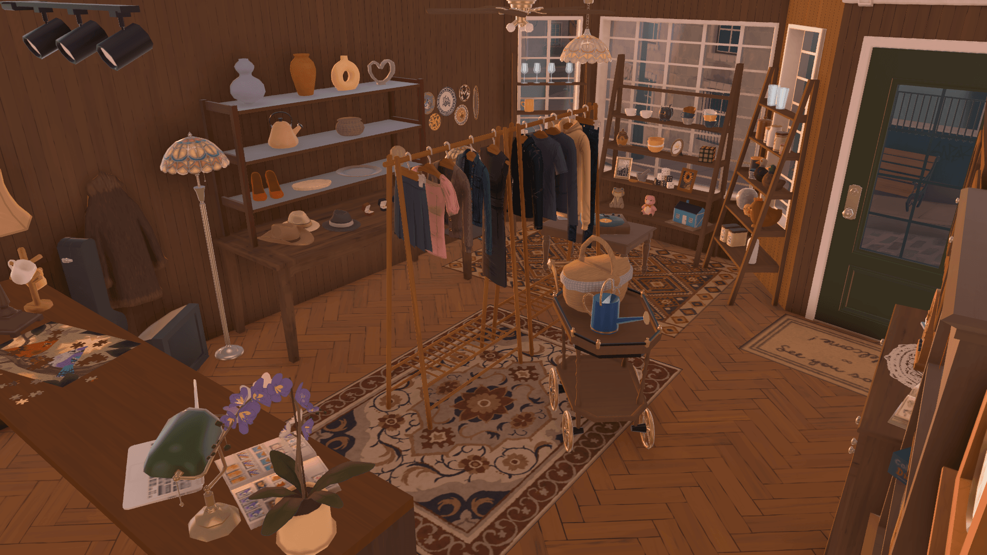 Antique shop with above apartment image 5