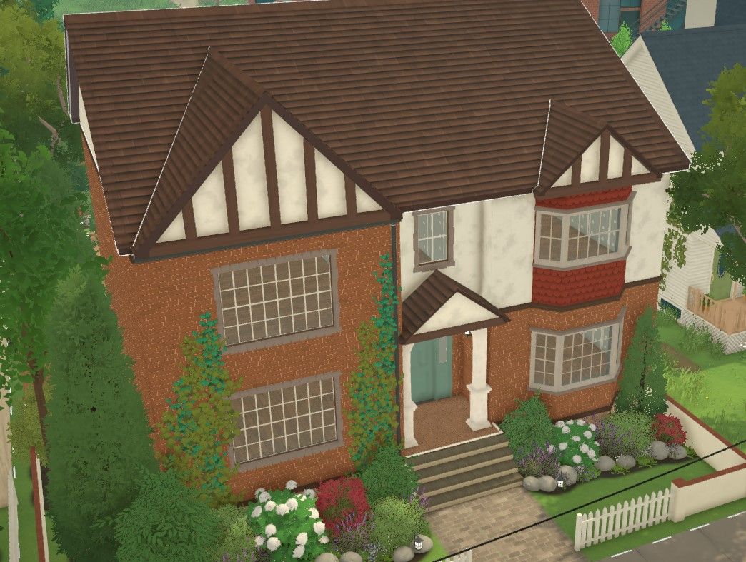 British House - Shell image 1