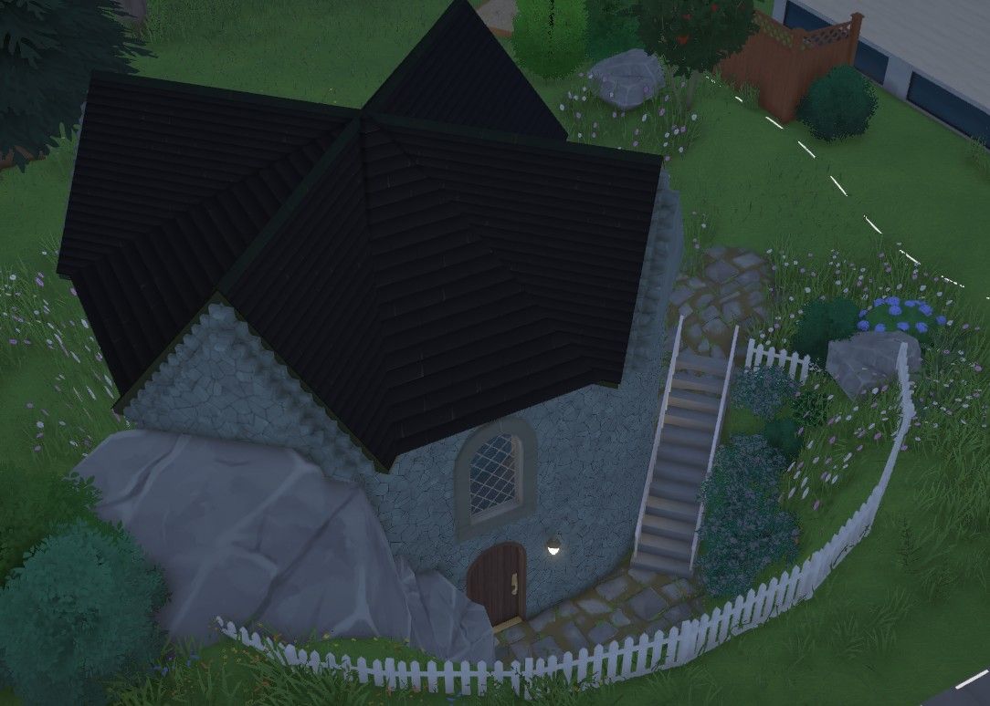 Troll's Hovel image 1