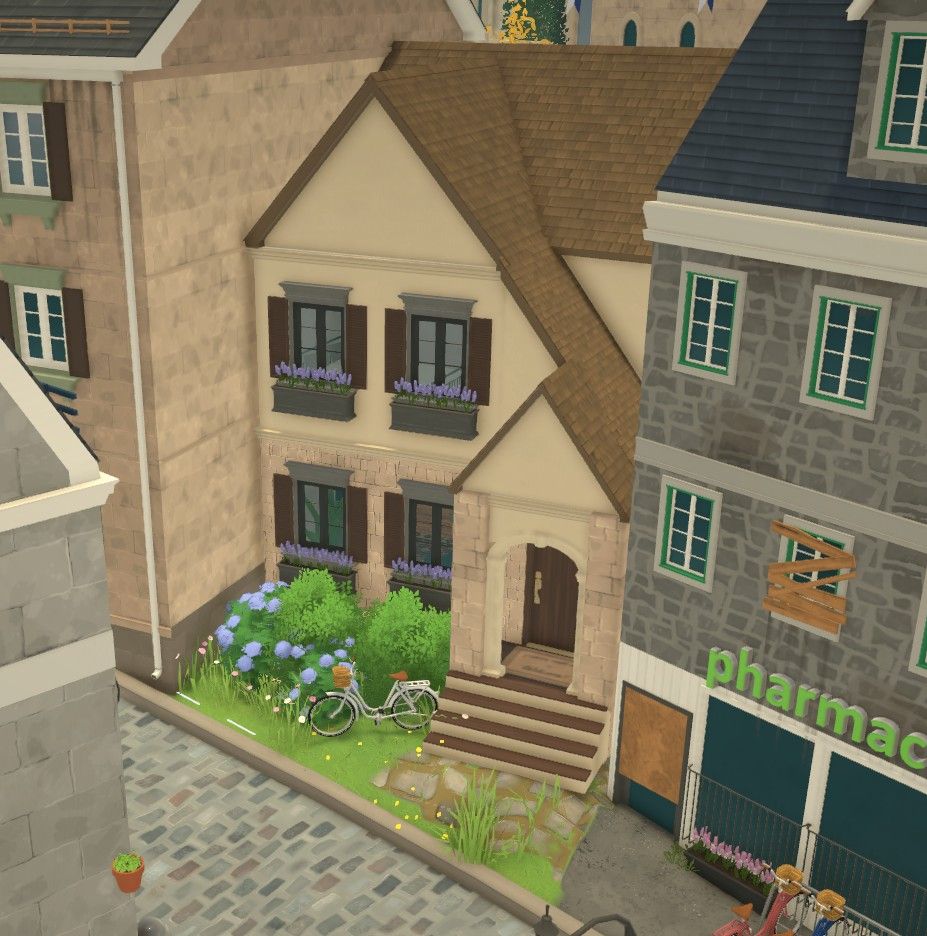 Tudor style townhouse <20k image 4