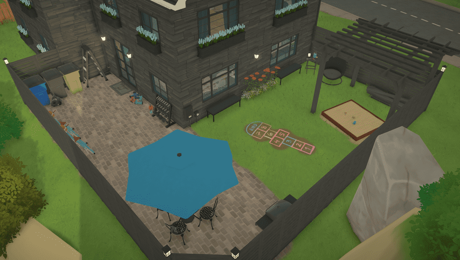 My first family home <3 image 1