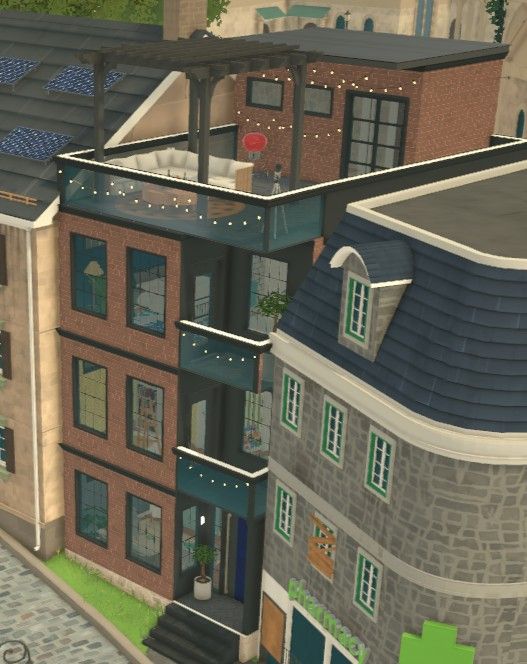 Modern multi-gen w spiral stairs <36K