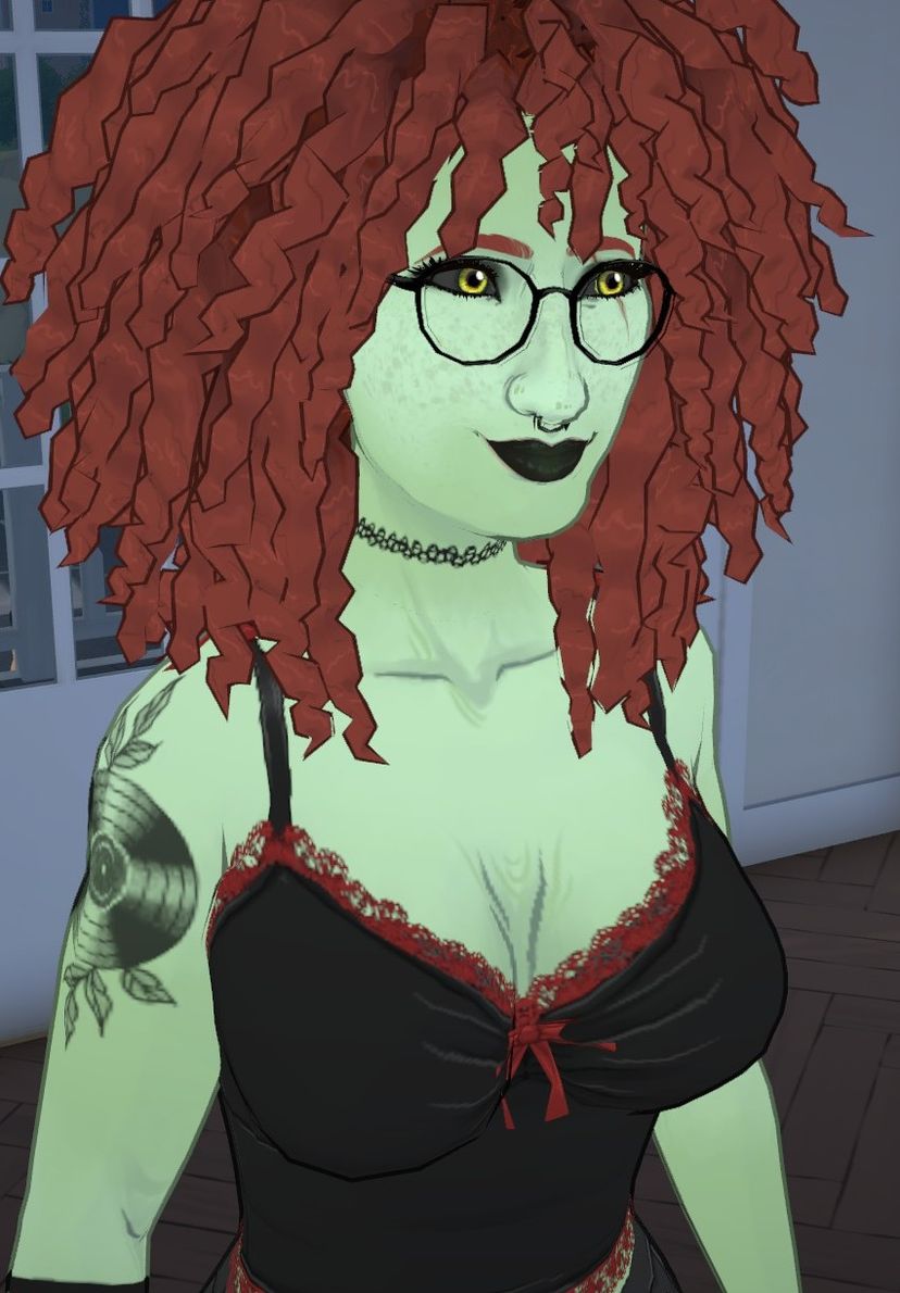 Fiona De Fleur (light green punk rock alien) Household