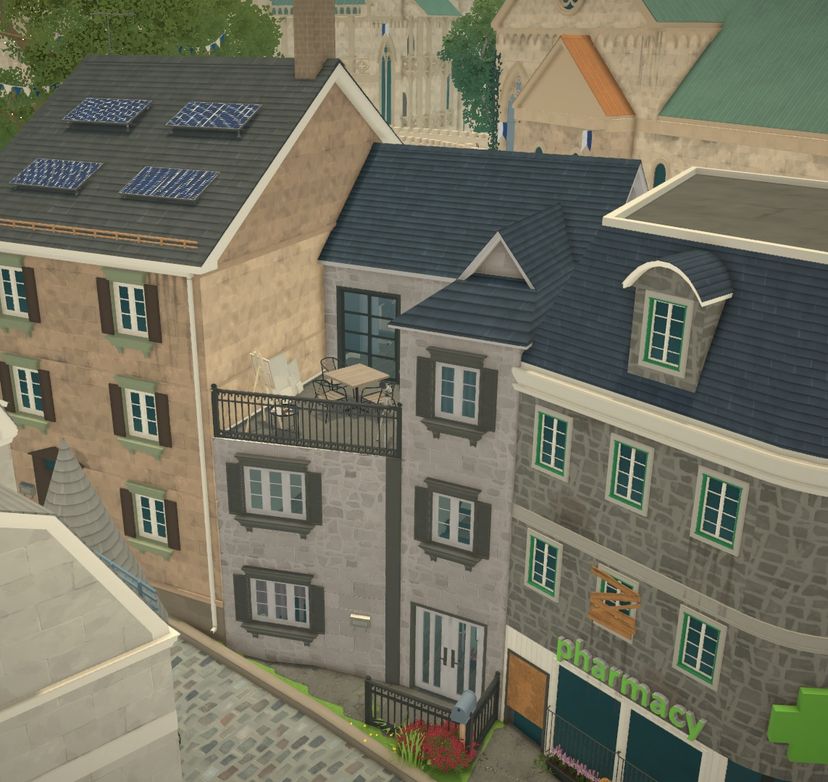 3 Floor Apartment Between Builidings