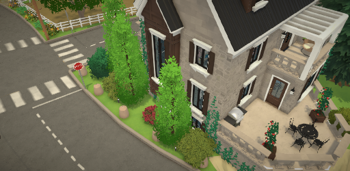 Small corner lot